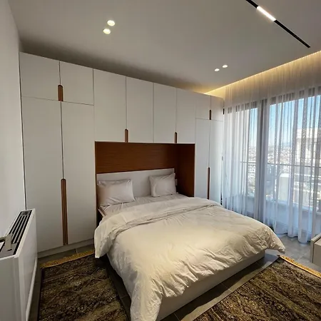 Comfort Xll * 티라나